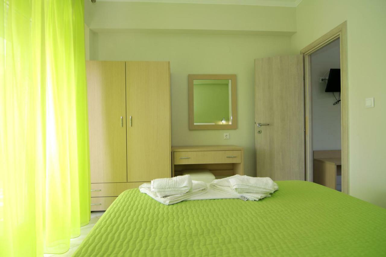 Mavridis Rooms 2 Nikiti  Exterior photo